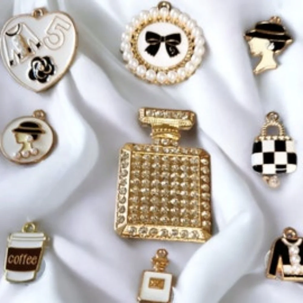 Croc Charms - Picture 1 of 1